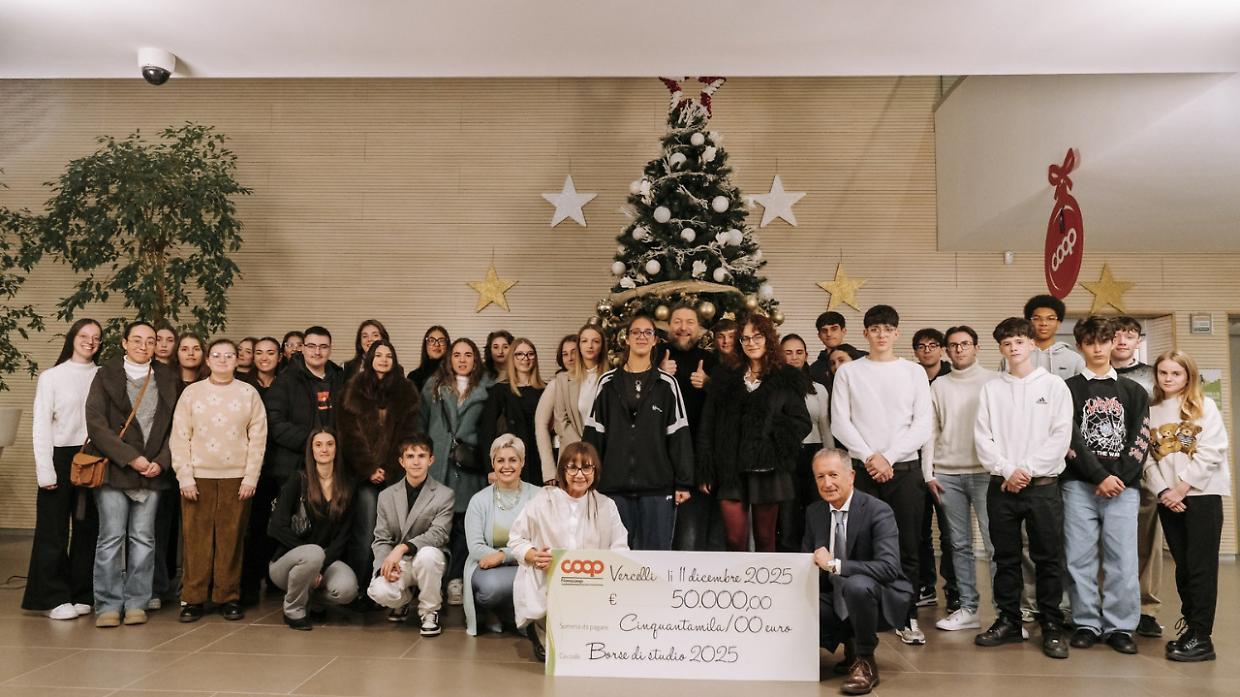 Nova Coop premia gli studenti meritevoli: 60 ragazzi torinesi vincono la borsa di studio