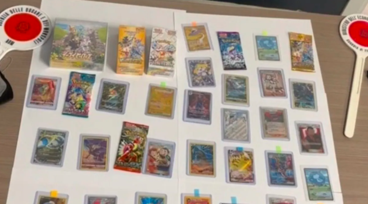 Maxi-sequestro di carte Pokémon e One Piece: 20.000 pezzi nascosti in arrivo da Tokyo