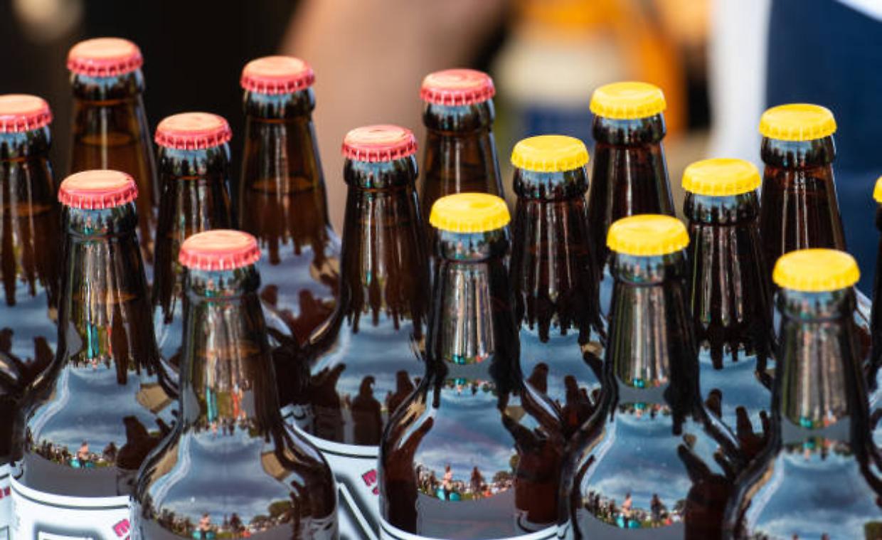 Champions League, vendita di alcol in bottiglie di vetro nonostante il divieto