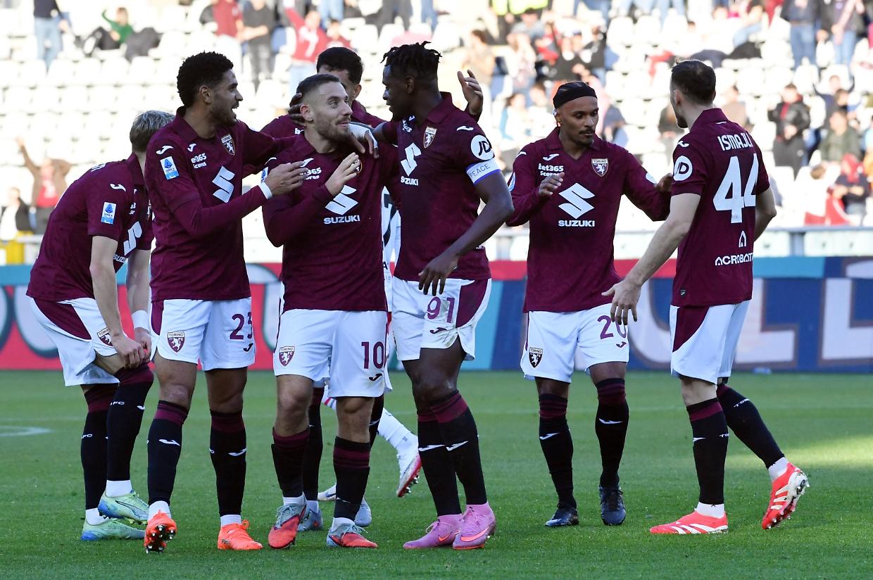 L'esultanza del Toro per il gol di Vlasic contro la Cremonese