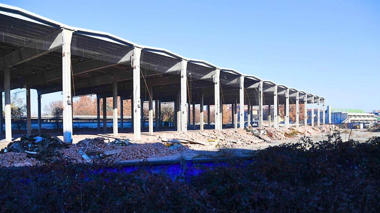 Ex Gondrand occupata, ultimo atto: dalla giunta il via libera alla ricostruzione