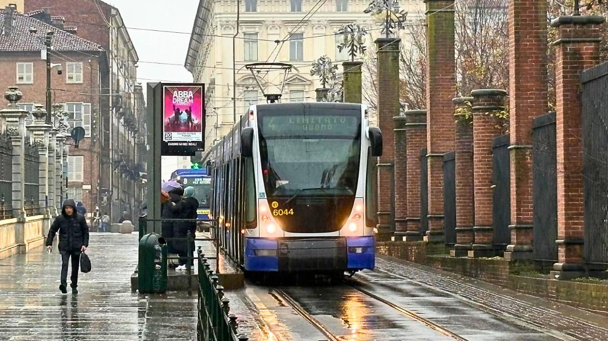 &laquo;Il tram &egrave; troppo rumoroso&raquo;. Esposto a Torino e Arpa conferma: &laquo;Valori oltre la soglia&raquo;