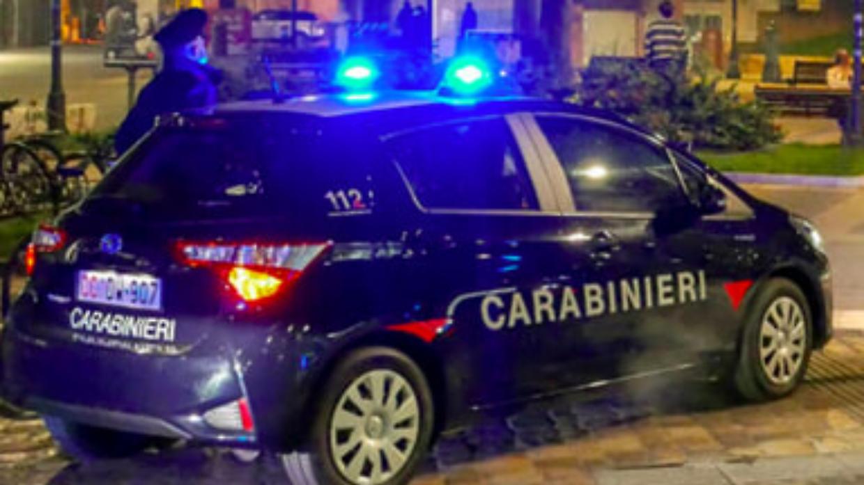 Lite in famiglia degenera a Omegna, 28enne arrestato dopo l&rsquo;arrivo dei carabinieri