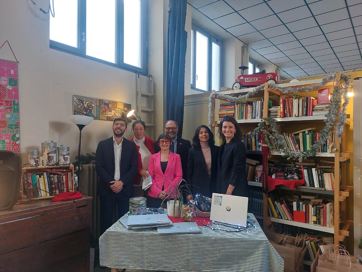 Alle realt&agrave; di quartiere 120 computer: il dono del Gruppo Iren