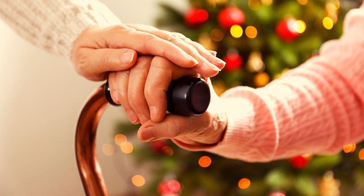 A Nichelino i bambini realizzano i desideri dei nonni della Rsa: un Natale che unisce