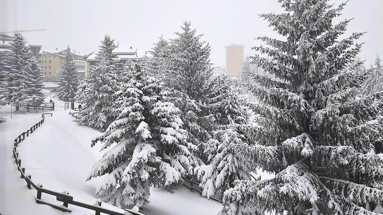 La grande nevicata in Piemonte &egrave; cominciata: bufera di neve nel cuneese, nevica anche nel Torinese