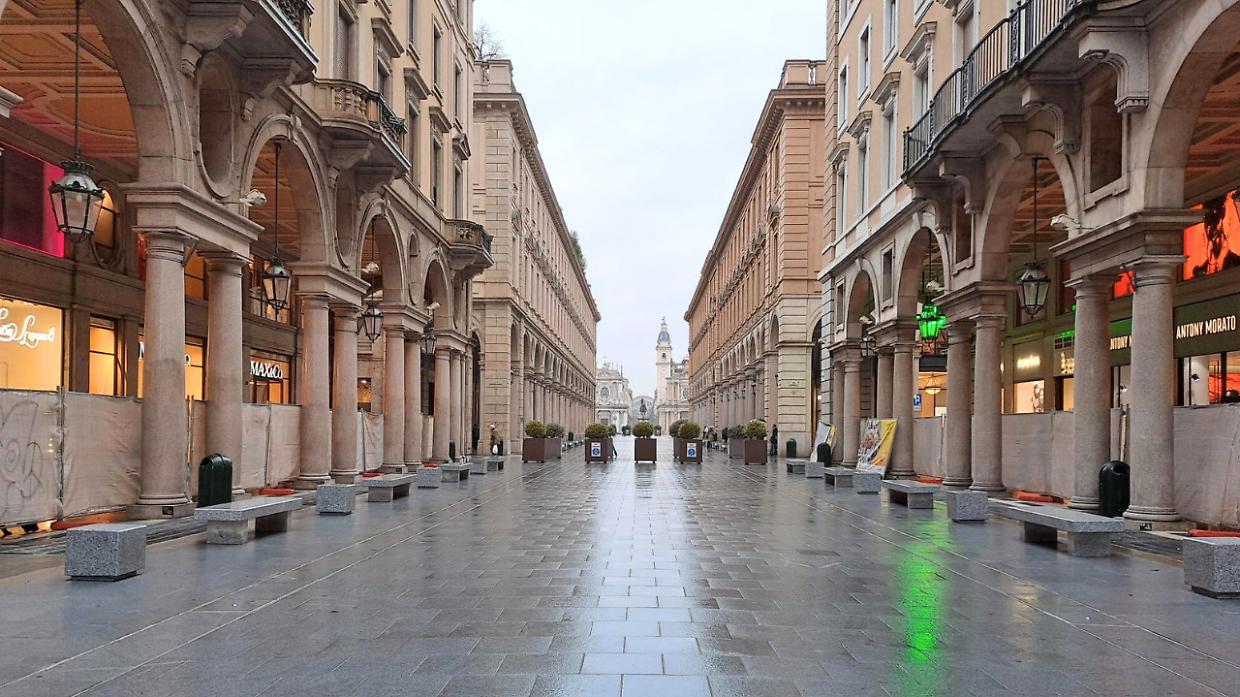 Riapre un altro tratto di via Roma pedonale, cantiere finito entro maggio