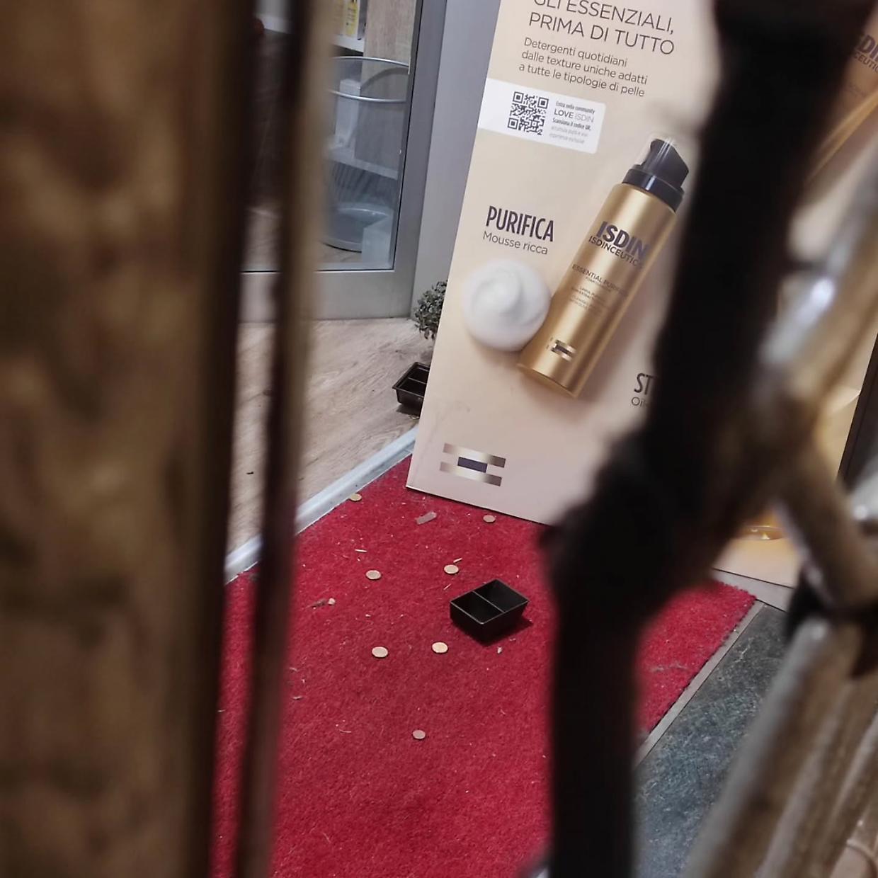 Torino, furto in via Po