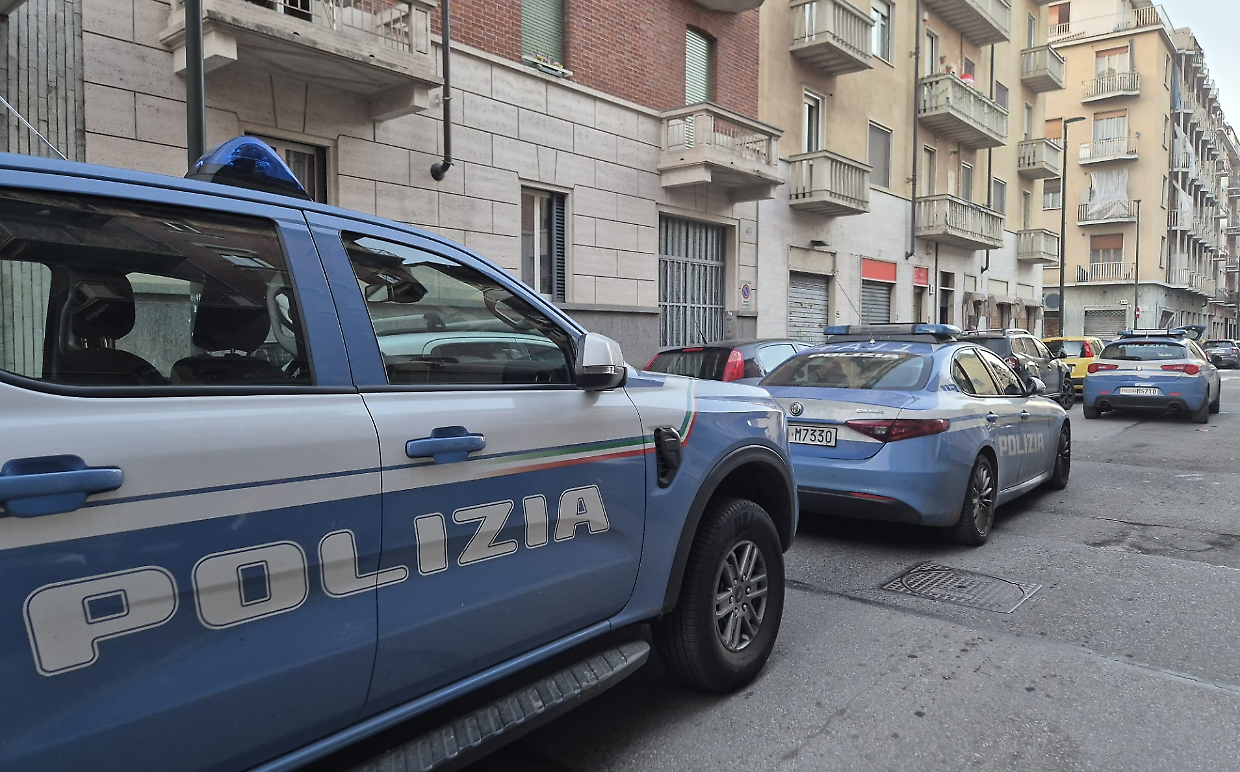 Dramma a Parella: 40enne si spara in cantina, in casa aveva un arsenale