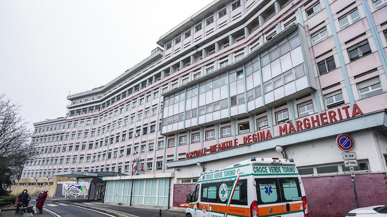 Torino, bimbo di 9 anni ferito dai fuochi d'artificio