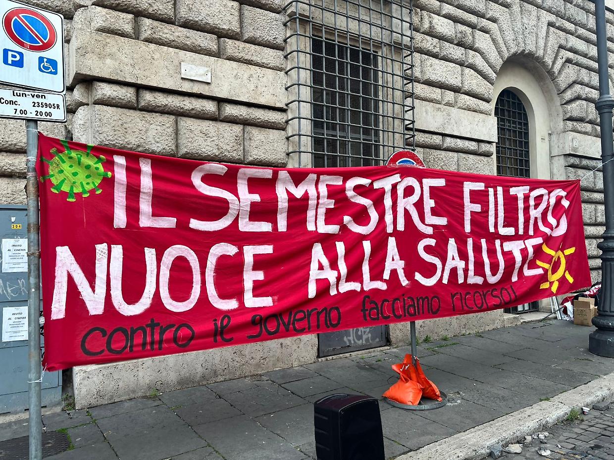 Il Test di Medicina 2025: un Percorso tra bocciature, ripescaggi e novit&agrave;