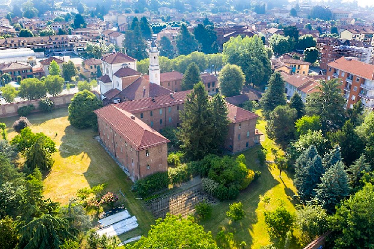 Bra, al Monastero delle Clarisse un gennaio di silenzio e fraternit&agrave;: adorazione e Lodi