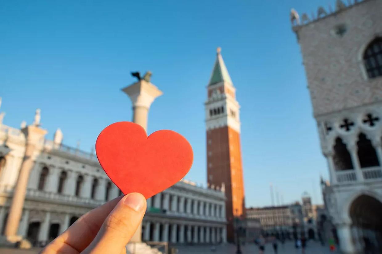 San Valentino, che cosa fare e dove volare con le offerte di Ryanair
