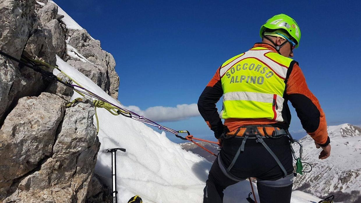 Slavina sul Monte Aquila, paura a Giaveno: divieto di salita per rischio nuovi distacchi