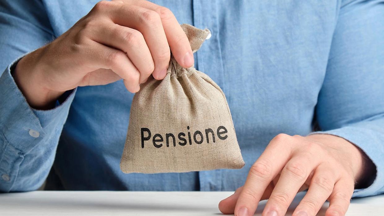 Pensioni 2026: ritardi INPS, taglio Irpef e &ldquo;incremento al milione&rdquo;, cosa cambia per i pensionati
