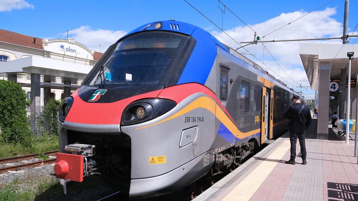 Treni cancellati e ritardi a causa di un guasto, odissea sulla Pinerolo-Chivasso