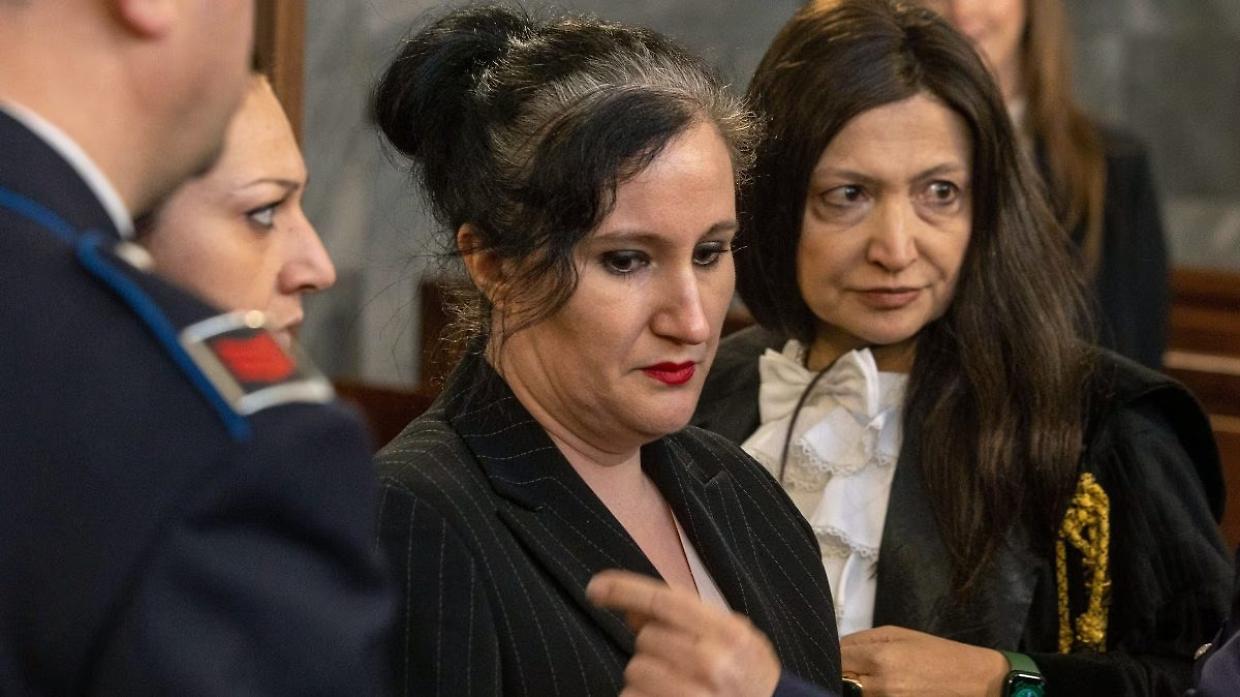 Alessia Pifferi: niente pi&ugrave; ergastolo, la pena scende a 24 anni