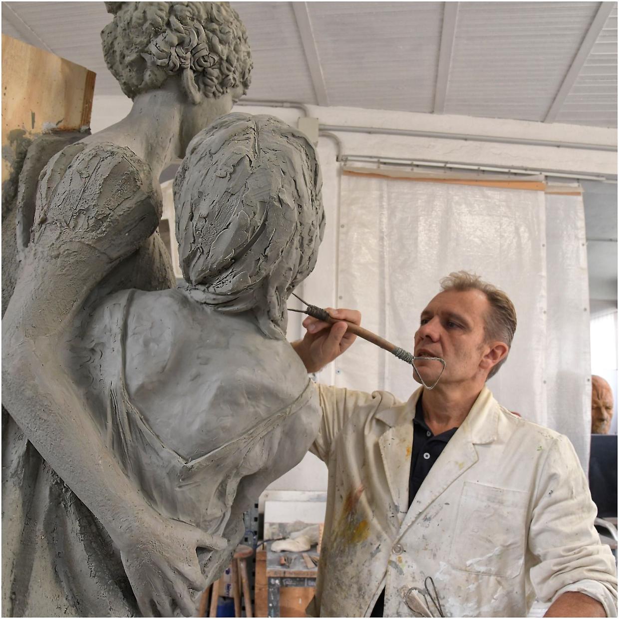 Monumento a Giulia di Barolo