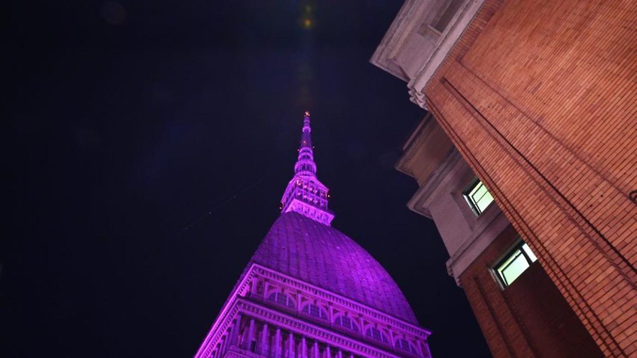 La Mole Antonelliana si accende per le Malattie Tropicali Neglette