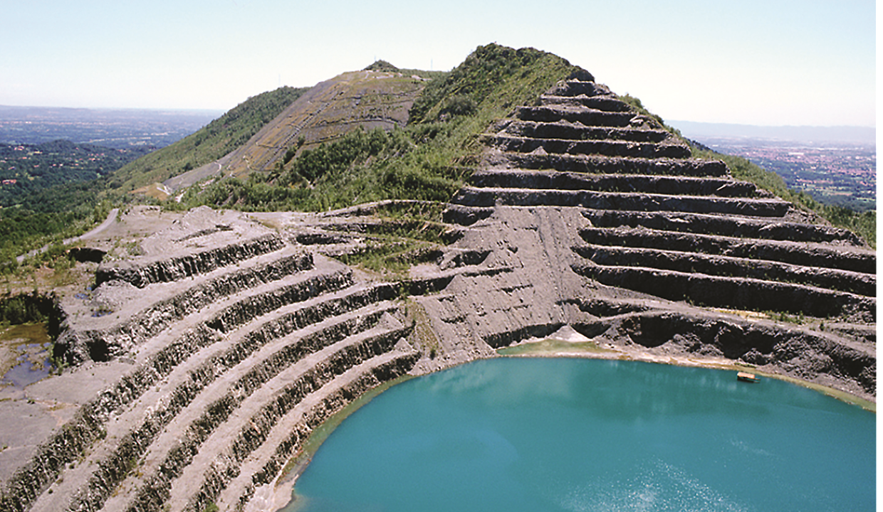 L&rsquo;ex cava di Balangero diventa un parco fotovoltaico invisibile