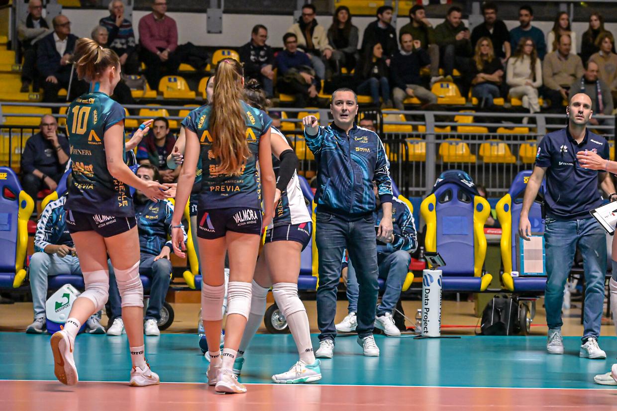 Il Chieri '76 al Pala Gianni Asti contro l'insidiosa Vallefoglia, coach Negro: &laquo;Attenzione, &egrave; la squadra pi&ugrave; in forma del momento&raquo;