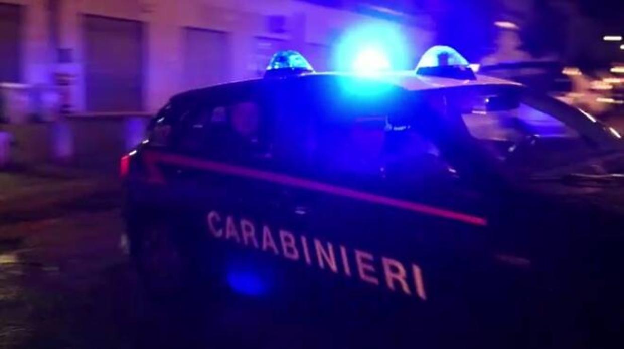 Torino, disordini in corso Vinzaglio, 50enne arrestato davanti a un ortofrutta