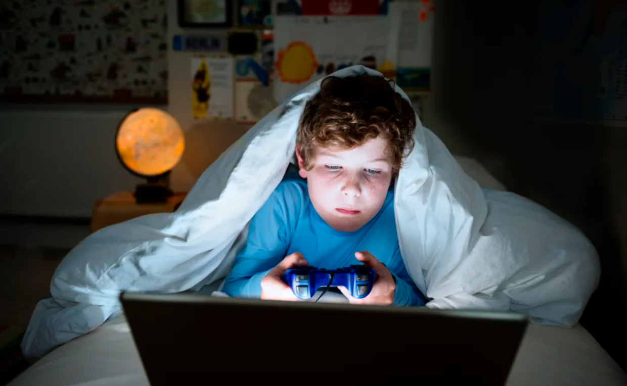 Videogiochi oltre le 10 ore a settimana: rischio per salute e stile di vita dei giovani