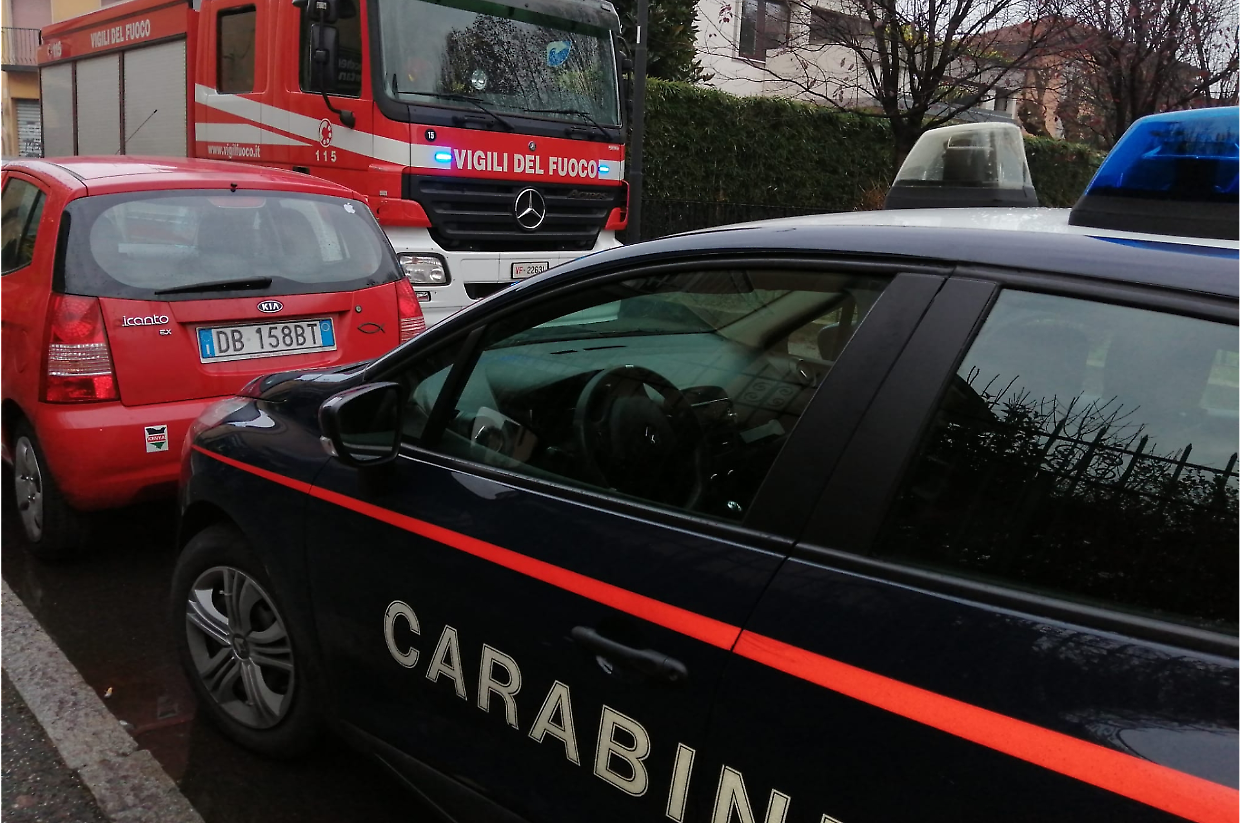 Furto al distaccamento dei Vigili del Fuoco volontari di Riva presso Chieri: rubate attrezzature, danni alla sede