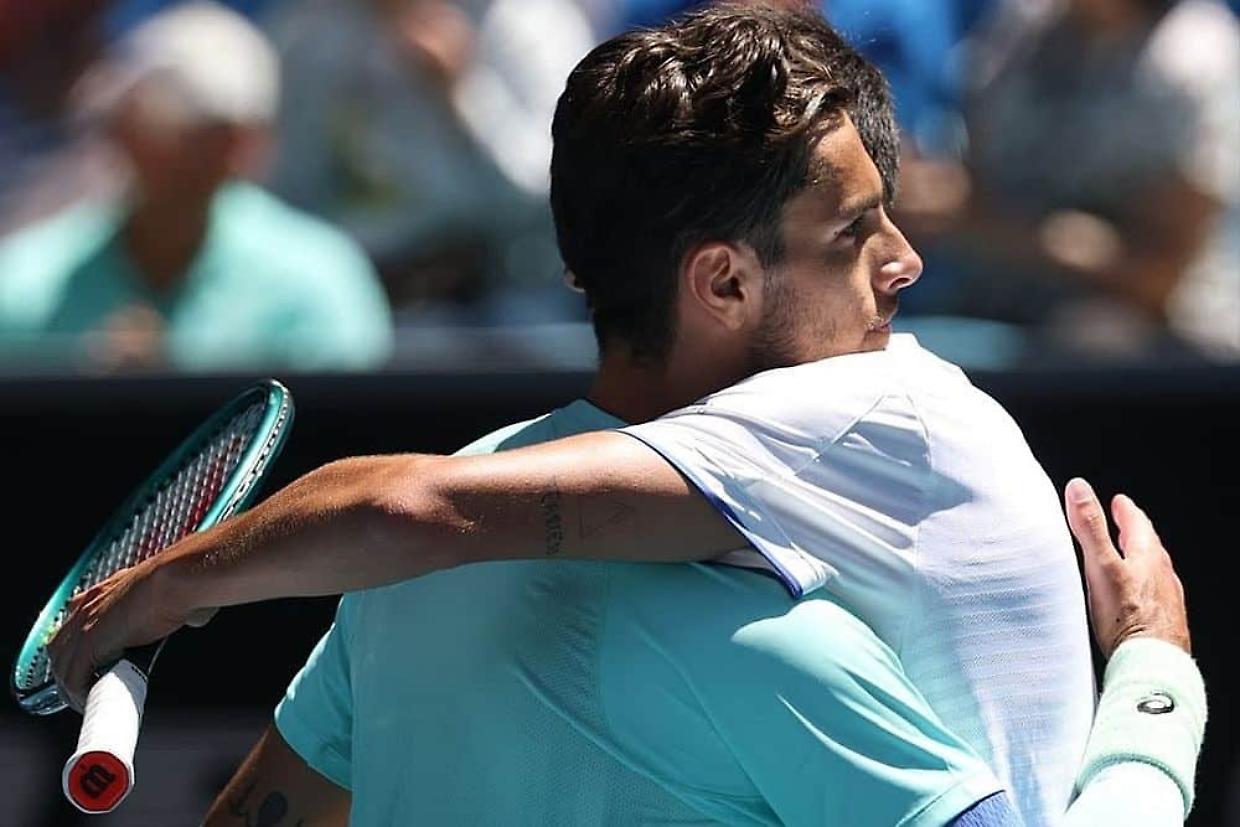 Agli Australian Open il derby azzurro a Musetti su Sonego, passa anche Darderi e il giovane Maestrelli si arrende a Djokovic