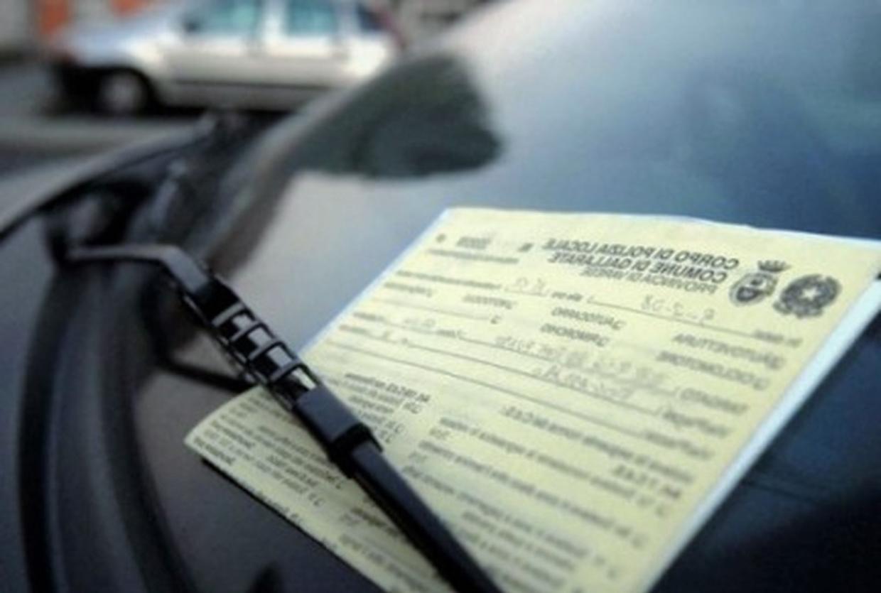 Sanzioni stradali, la mappa dei Comuni pi&ugrave; severi: meno incassi ma multe sempre centrali nei bilanci