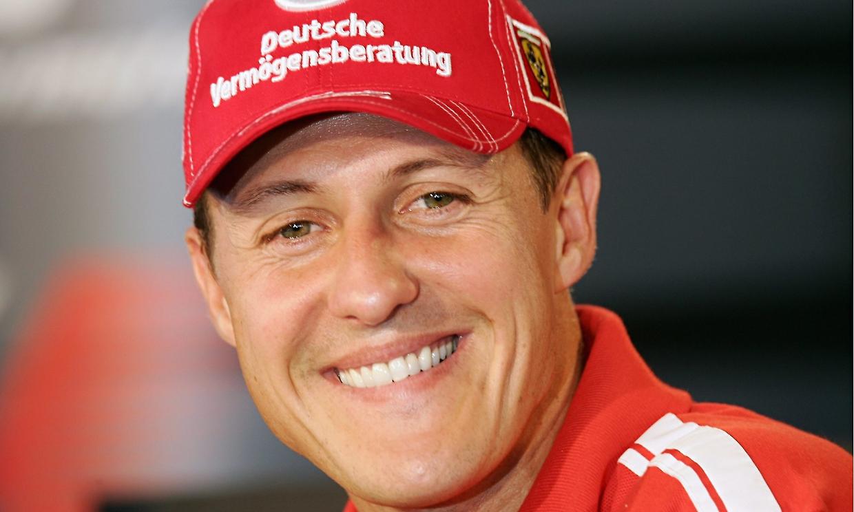 Michael Schumacher come sta oggi: non &egrave; costretto a letto e segue ancora la F1