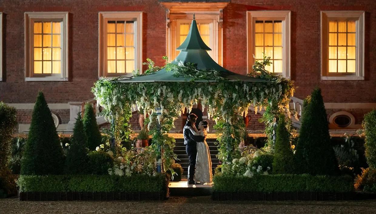 Bridgerton 4, arriva la stagione di Benedict: tutte le cose da sapere sulla nuova storia d&rsquo;amore