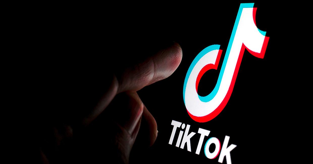 Negli Stati Uniti cresce l&rsquo;abbandono di TikTok, aumentano le disinstallazioni