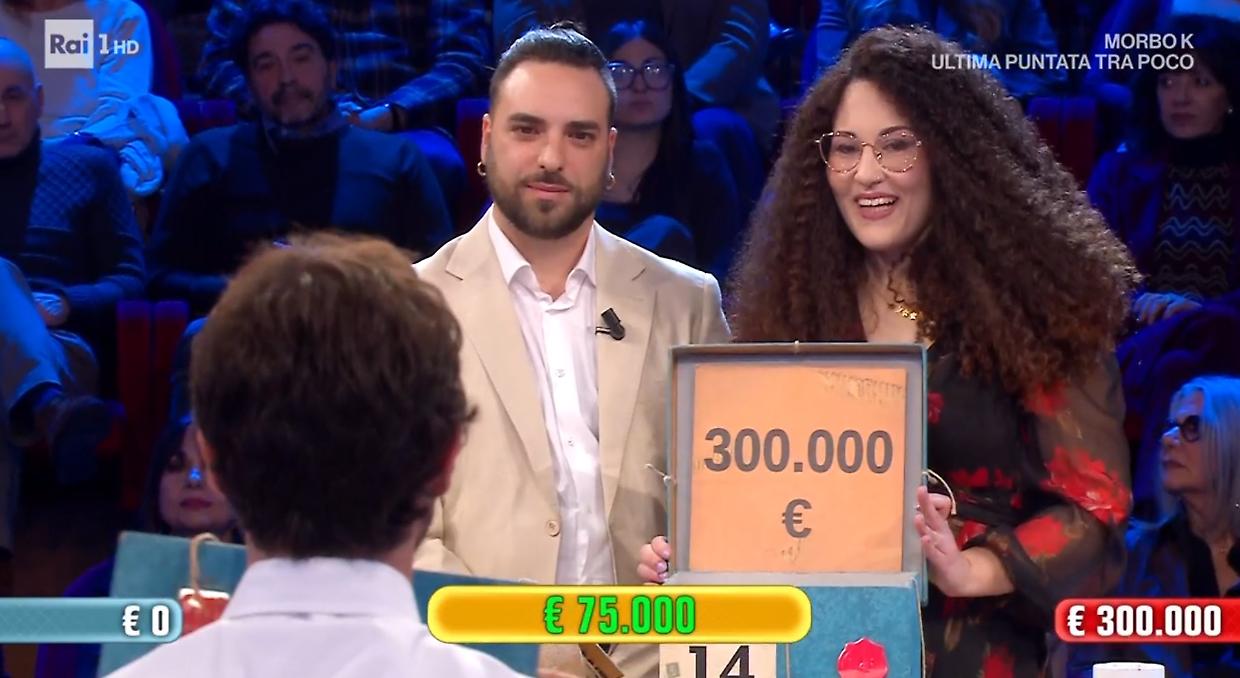 La puntata di Affari Tuoi del 28 gennaio  e l'intuito di Daniela contro il calcolo del dottore 