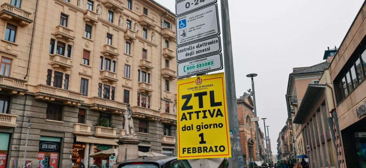 Novara, da domani entra in vigore la nuova ZTL: tutte le regole da conoscere
