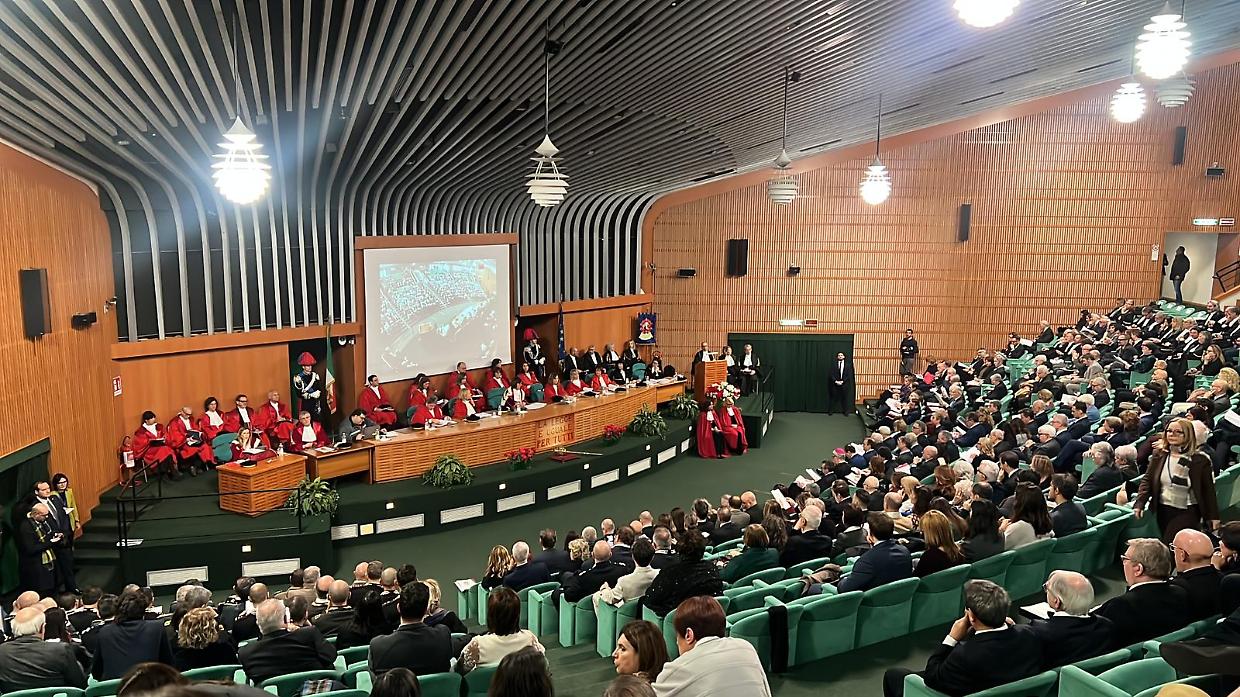 Torino, inaugurazione dell'anno giudiziario: criminalit&agrave; giovanile, violenze in piazza e crisi della giustizia