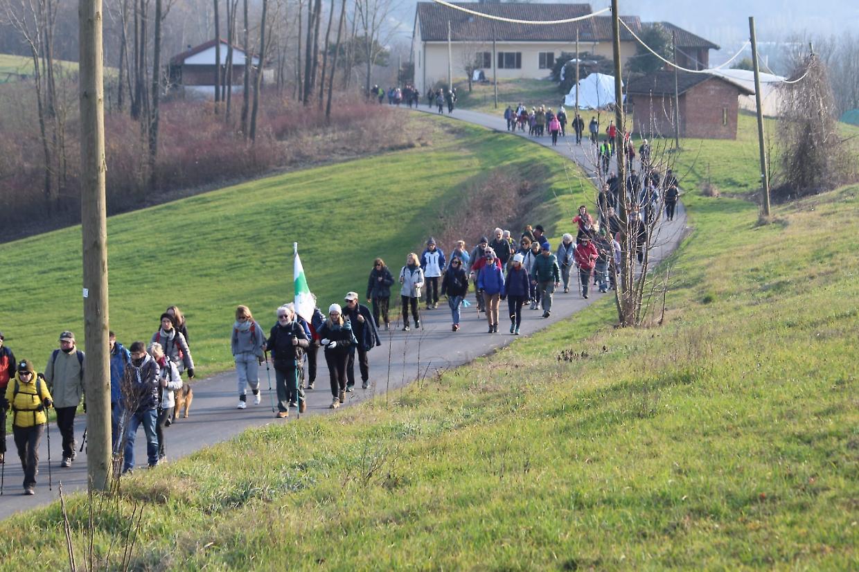Sentieri a passo lento: a Canale la stagione riparte con &ldquo;Ricci in Maschera&rdquo;