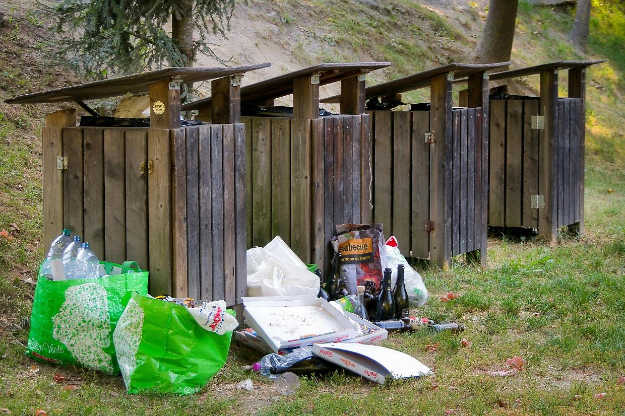 San Benigno, la piaga degli scarichi abusivi: tre discariche tra i boschi aprono l&rsquo;anno