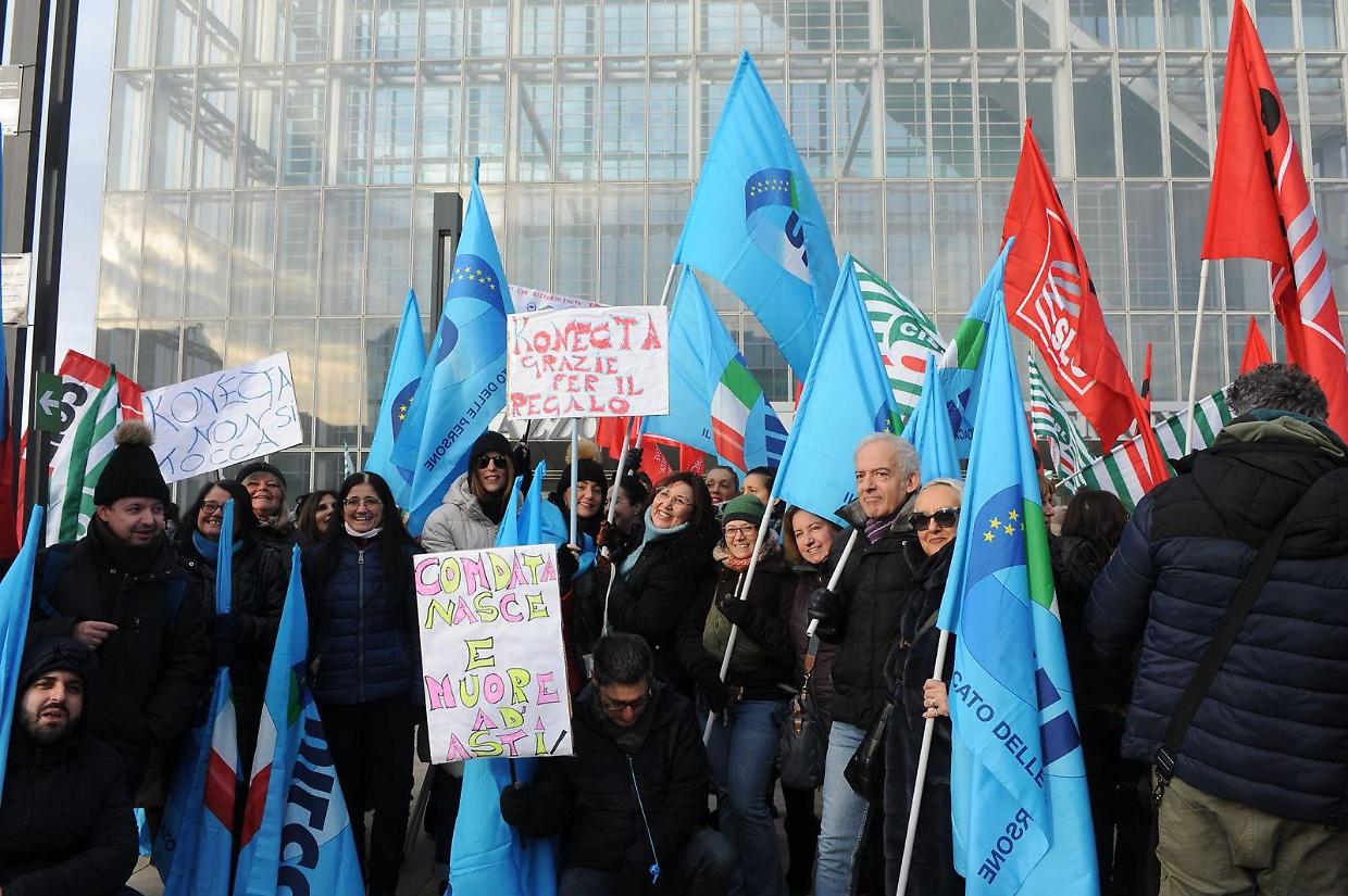 Konecta, stop all&rsquo;accorpamento delle sedi piemontesi: cambia il piano industriale dopo l&rsquo;esodo incentivato