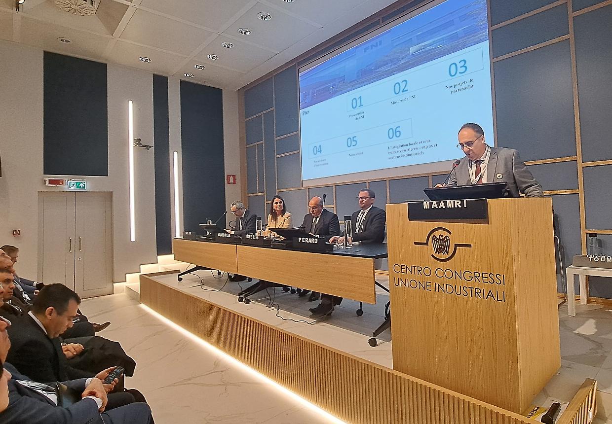 Stellantis chiarisce sull&rsquo;Algeria: &laquo;Non delocalizziamo, ma forniamo opportunit&agrave;&raquo;