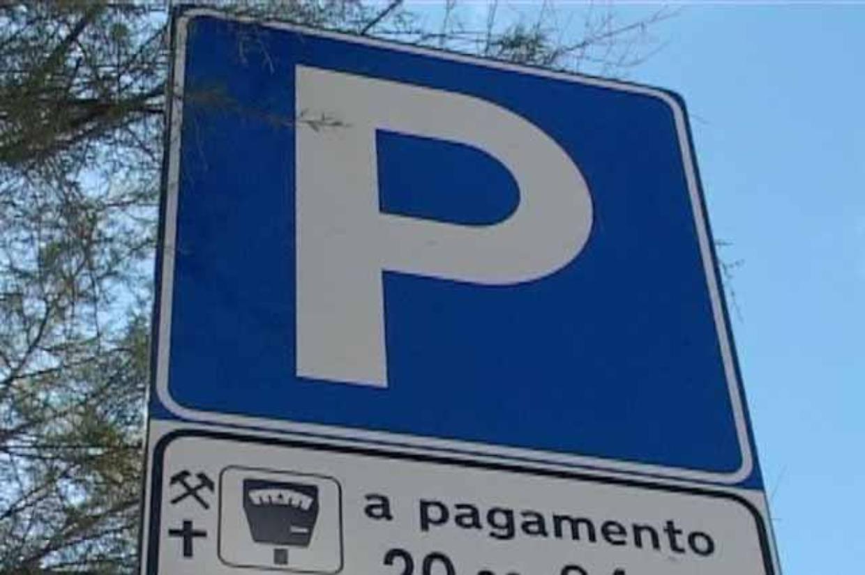 Parcheggio Porta San Martino, sbarre chiuse: il caso arriva in Consiglio