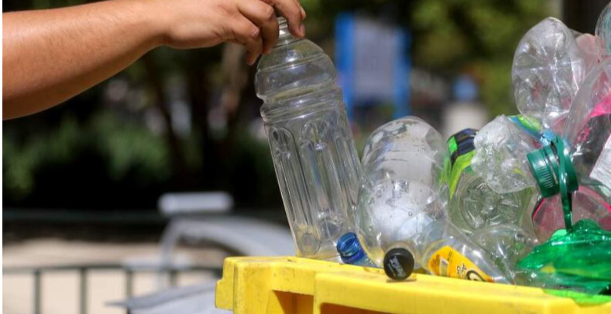 Candia e il sacchetto arancione: la differenziata spiegata (di nuovo) nel 2026