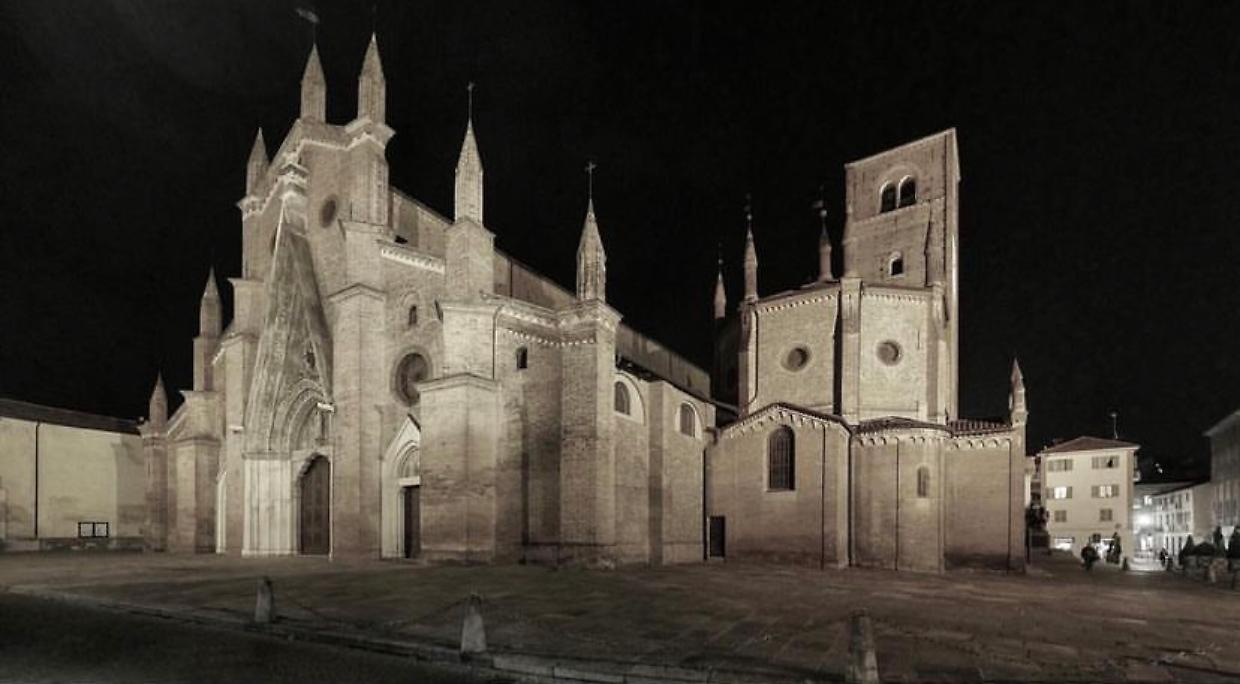 Chieri resta al buio per "M&rsquo;illumino di Meno": il punto su tecnologie efficienti e il ruolo dei territori nella lotta agli sprechi e all'inquinamento