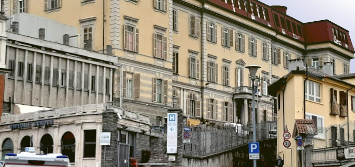 Moncalieri, stretta sulla sosta selvaggia in centro: dissuasori lungo via Santa Croce