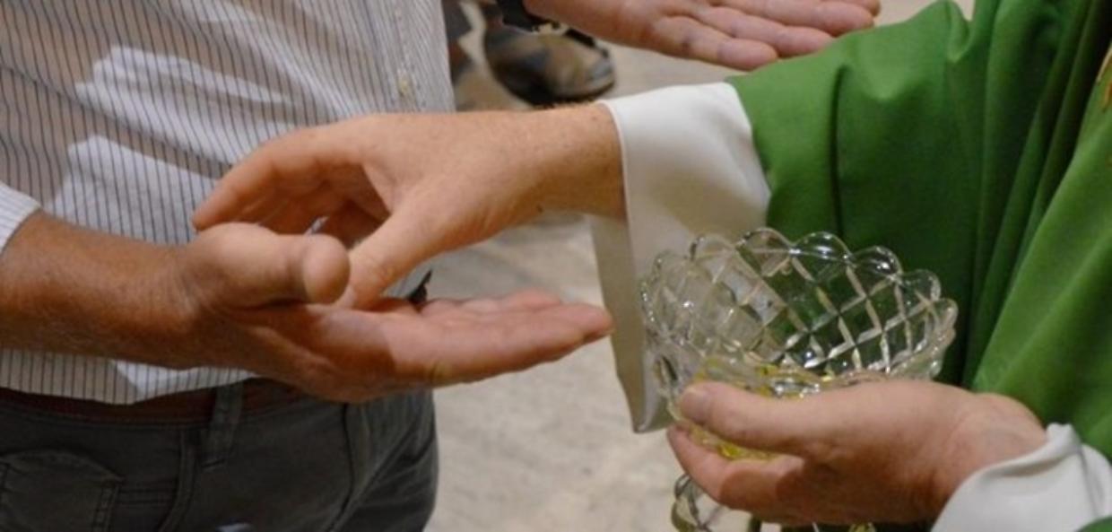 Carmagnola, in Collegiata la Messa con Unzione degli infermi per la Giornata mondiale del malato