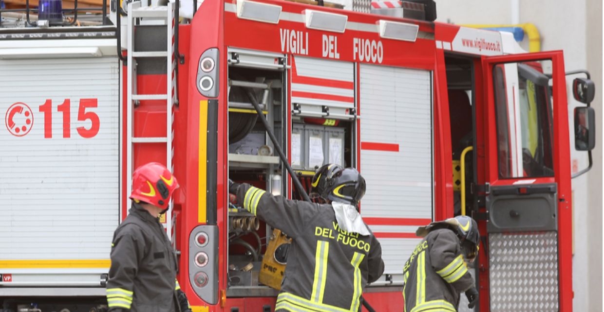 Cade in un fossato sulla strada per Superga: 25enne soccorso e trasportato in codice giallo