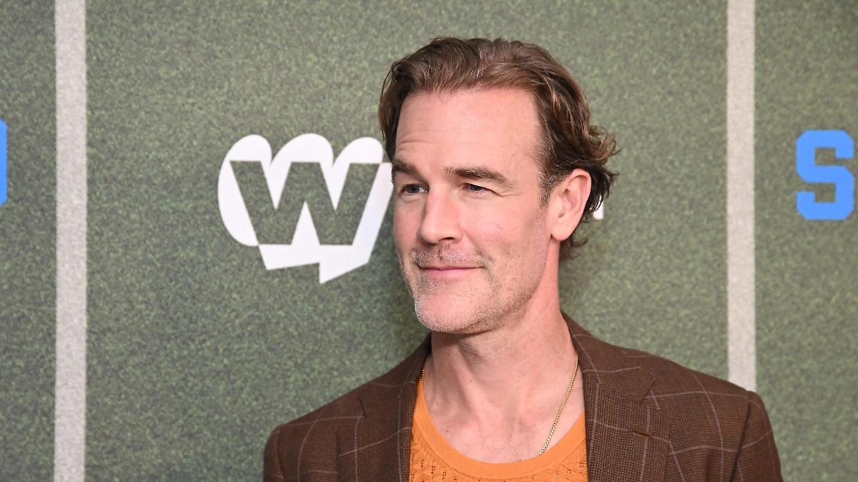 Addio a James Van Der Beek, il volto di &ldquo;Dawson&rsquo;s Creek&rdquo; aveva 48 anni