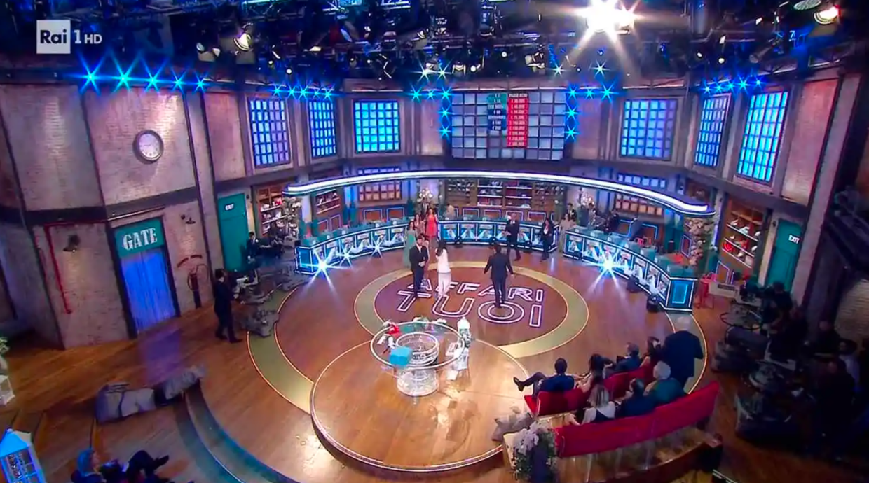 Agcom bacchetta la Rai: basta slittamenti della prima serata