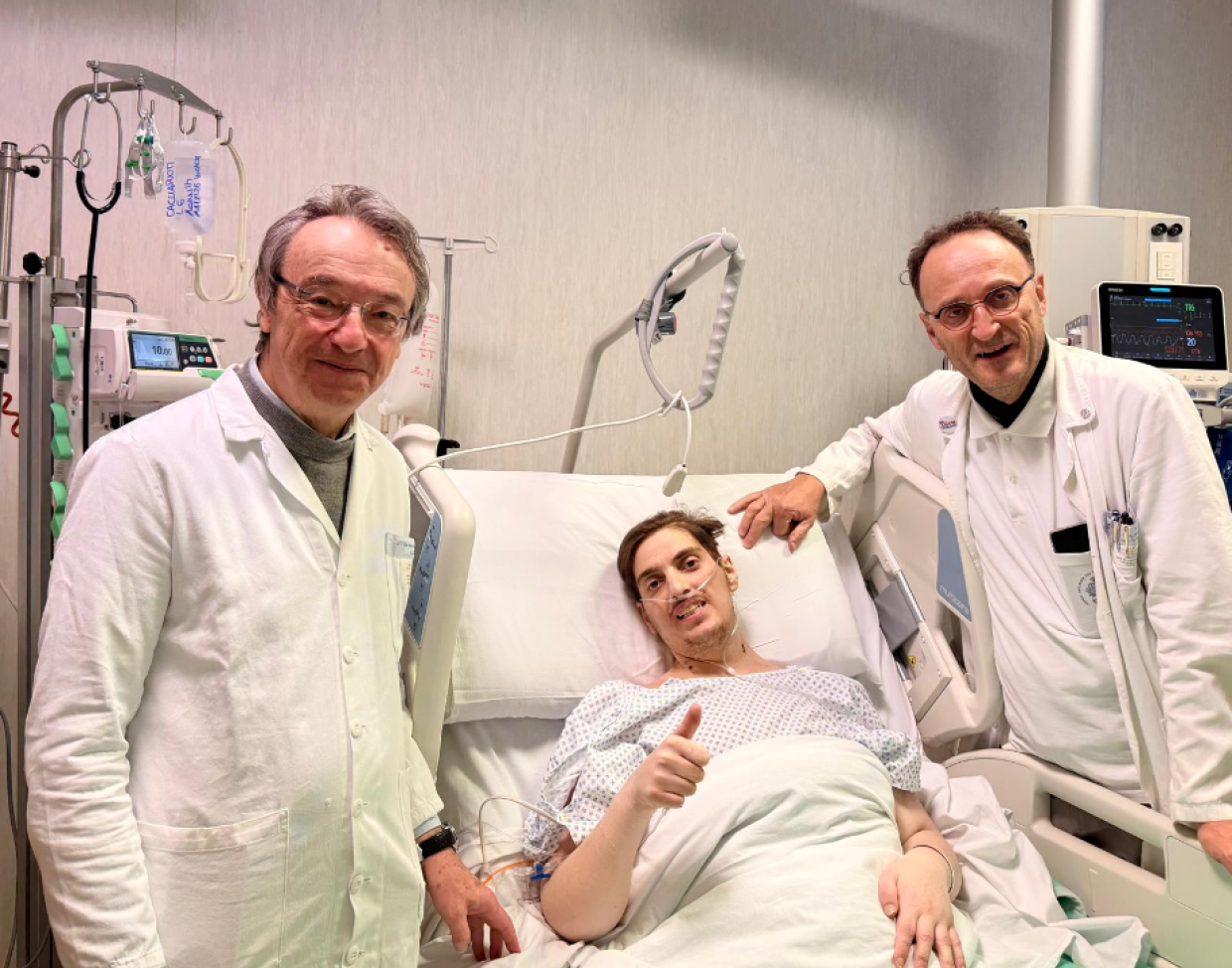 Una storia da record a Torino: primo trapianto al mondo di cuore e fegato