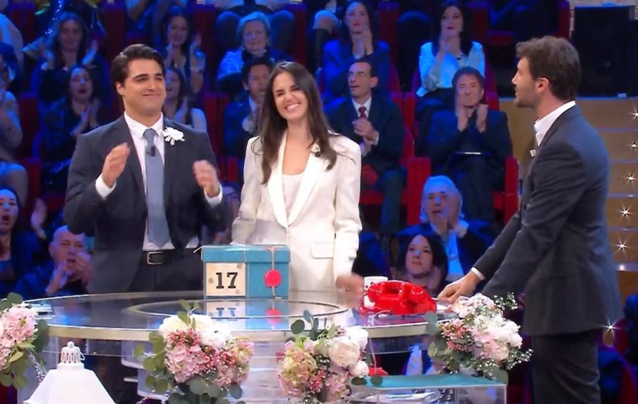 affari tuoi, l&rsquo;amore vince in diretta: Marco e Giulia tra rischio, 90 mila euro e un s&igrave; televisivo